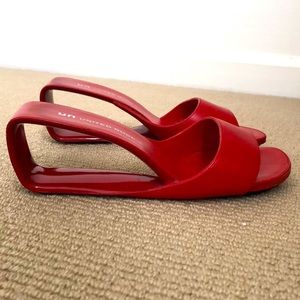 Classic United Nude red Mobius mule
